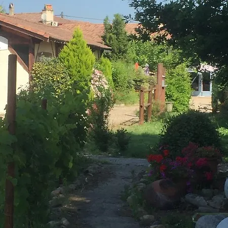 D'hotes Du Clos Semper Felix Frühstückspension Sainte-Bazeille